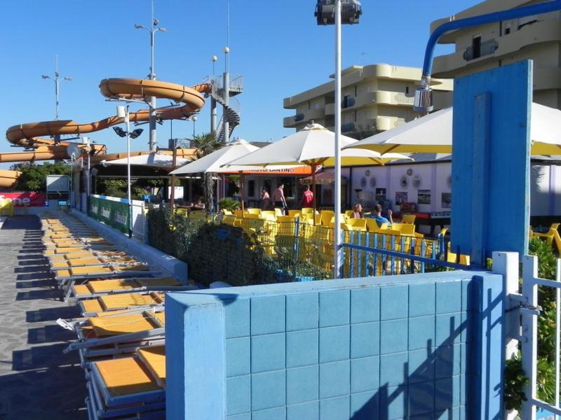 Hotel Admiral Cesena Bagian luar foto