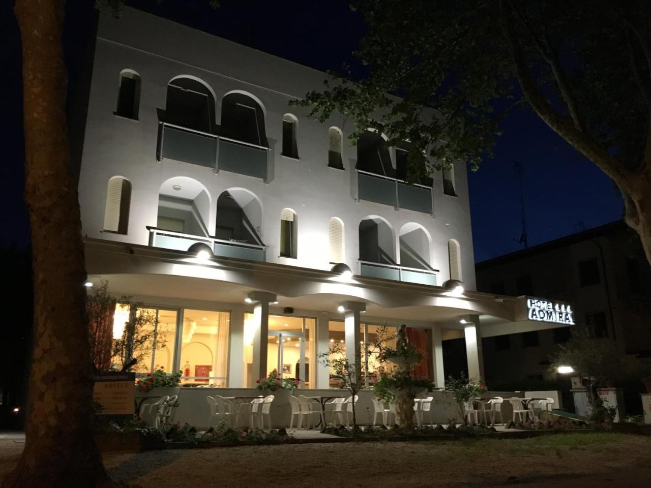 Hotel Admiral Cesena Bagian luar foto